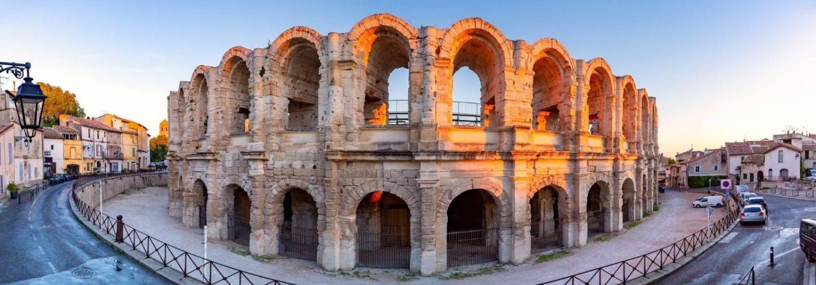 Hebergements Modernes & Cosy A Arles T3 Et T2 Elegants Exterior foto
